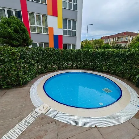 Apartmán Selin's With Pool View